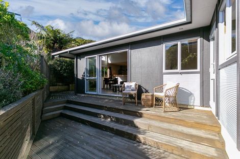 Photo of property in 7a Montgomery Avenue, Karori, Wellington, 6012