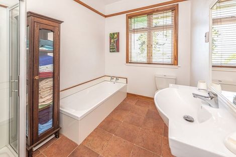 Photo of property in 25 Milne Street, Marton, 4710