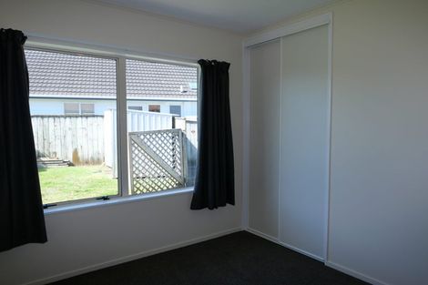 Photo of property in 34 Rosewood Place, Paraparaumu, 5032