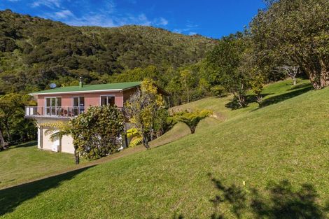 Photo of property in 240 Moetapu Bay Road, Moetapu Bay, Linkwater, 7282