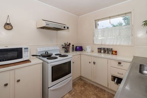 Photo of property in 8 Thackeray Place, Owhata, Rotorua, 3010