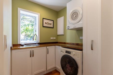 Photo of property in 35 Tennis Court Road, Raumati South, Paraparaumu, 5032