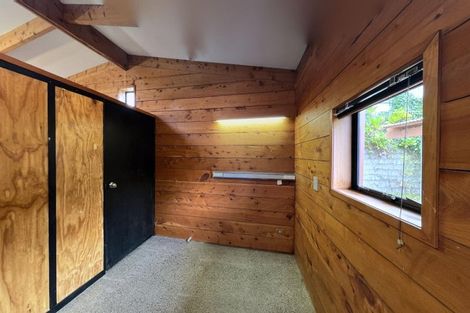 Photo of property in 102 Seaview Road, Paraparaumu Beach, Paraparaumu, 5032