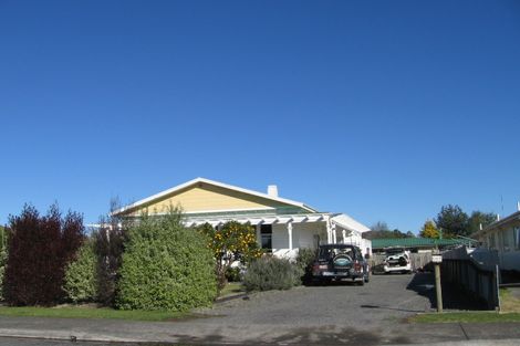 Photo of property in 807 Lawrence Street, Akina, Hastings, 4122