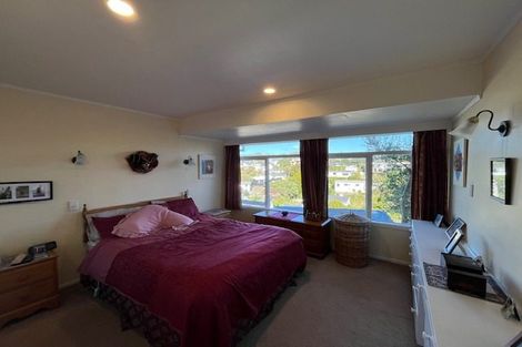 Photo of property in 18 Karachi Crescent, Khandallah, Wellington, 6035