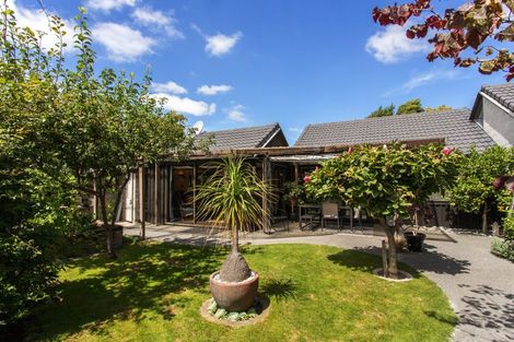 Photo of property in 305d Riccarton Road, Upper Riccarton, Christchurch, 8041