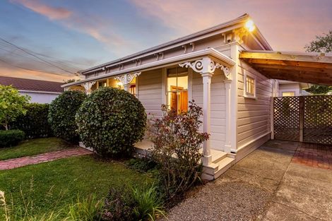 Photo of property in 17 Fitzherbert Street, Alicetown, Lower Hutt, 5010