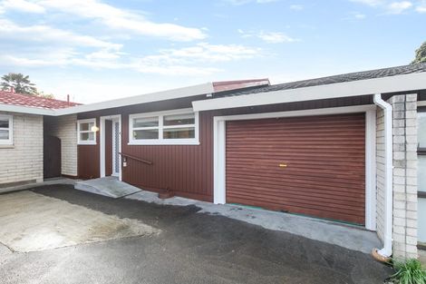 Photo of property in 4/24 Central Avenue, Papatoetoe, Auckland, 2025