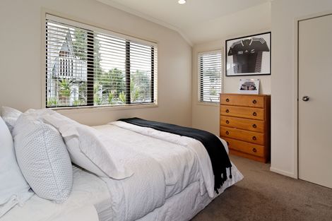 Photo of property in 53a Taunton Terrace, Blockhouse Bay, Auckland, 0600