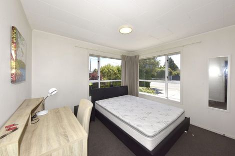 Photo of property in 389 Yaldhurst Road, Russley, Christchurch, 8042