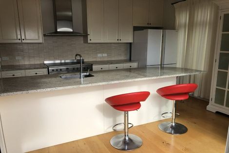 Photo of property in 118 Bleakhouse Road, Mellons Bay, Auckland, 2014