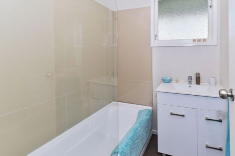 Photo of property in 102 Tennessee Avenue, Mangere East, Auckland, 2024