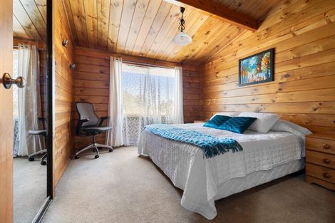 Photo of property in 4 Spruce Place, Totara Heights, Auckland, 2105