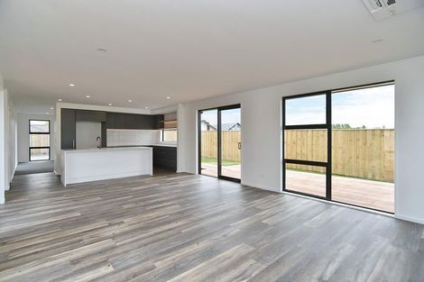 Photo of property in 21 Malaga Crescent, Harewood, Christchurch, 8051