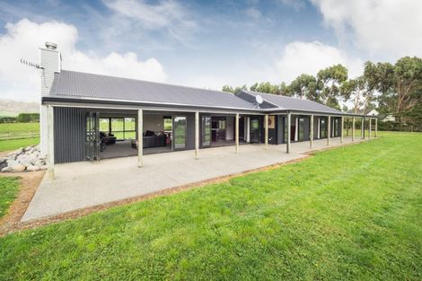 Photo of property in 6 Akers Road, Linton, Palmerston North, 4472
