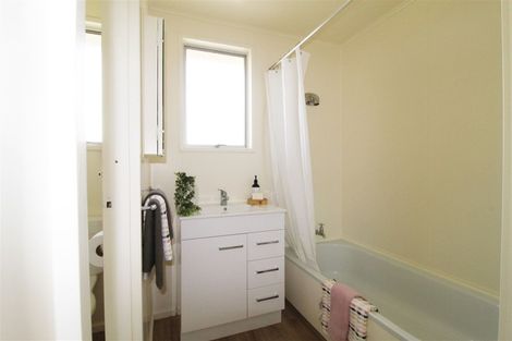 Photo of property in 94 Gordon Street, Kurow, 9435