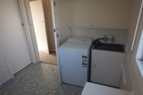 Photo of property in 13 Seaview Road, Marfell, New Plymouth, 4310