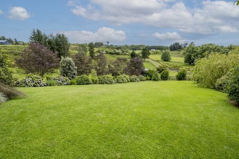 Photo of property in 32 Oakland Lane, Shannon, Palmerston North, 4474