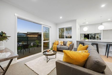 Photo of property in 92 Maanihi Drive, Rototuna North, Hamilton, 3210