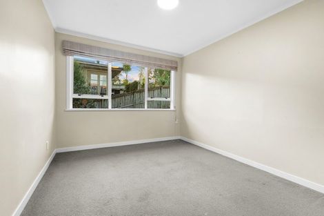 Photo of property in 44 Glengarry Road, Glen Eden, Auckland, 0602
