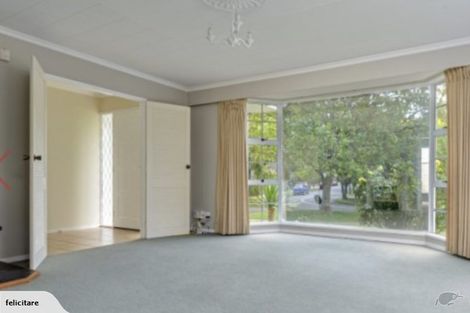 Photo of property in 17 Redwood Grove, Hokowhitu, Palmerston North, 4410