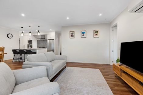 Photo of property in 6 Damien Place, Ohauiti, Tauranga, 3112