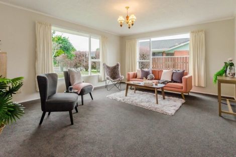 Photo of property in 5 Arlington Avenue, Waikanae, 5036
