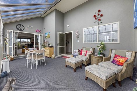 Photo of property in 4 Leven Street, South Hill, Oamaru, 9400