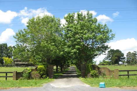 Photo of property in 323 Airfield Road, Ardmore, Papakura, 2582