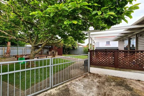 Photo of property in 31 Crewe Crescent, Hokowhitu, Palmerston North, 4410