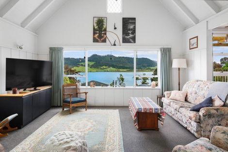 Photo of property in 10 Moana Drive, Tanners Point, Katikati, 3177