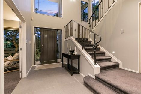 Photo of property in 29 Huntington Park Drive, Greenhithe, Auckland, 0632