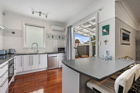 Photo of property in 53 Awamutu Grove, Waiwhetu, Lower Hutt, 5010