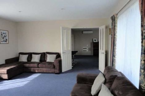 Photo of property in 33 Dufek Crescent, Wigram, Christchurch, 8042