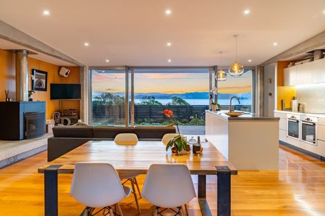 Photo of property in 505 Muritai Road, Eastbourne, Lower Hutt, 5013