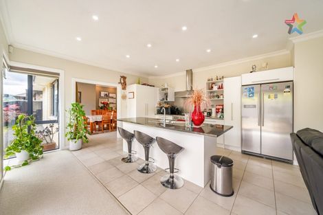 Photo of property in 7 Cottle Heath Close, Manor Park, Lower Hutt, 5019