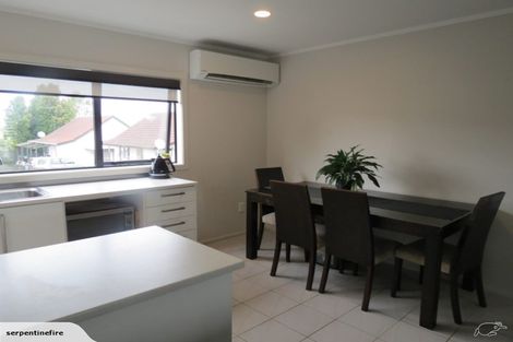 Photo of property in 26 Kevale Place, Manurewa, Auckland, 2102