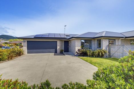Photo of property in 56 Waterstone Avenue, Paraparaumu, 5032