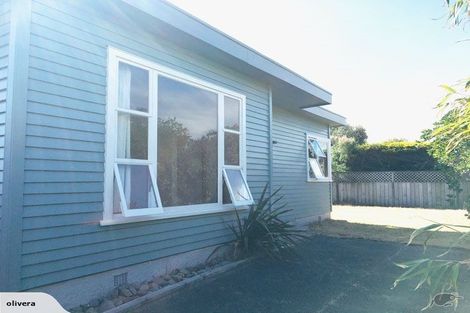Photo of property in 122b Apu Crescent, Lyall Bay, Wellington, 6022