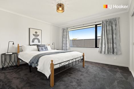 Photo of property in 5 Tate Crescent, Green Island, Dunedin, 9018