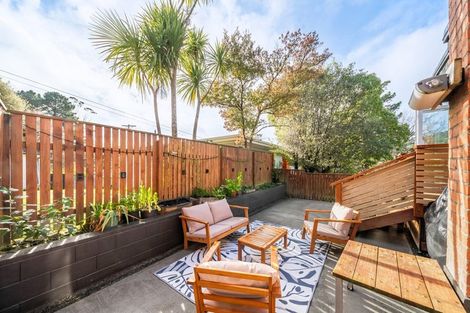 Photo of property in 51 Wyndham Road, Pinehaven, Upper Hutt, 5019