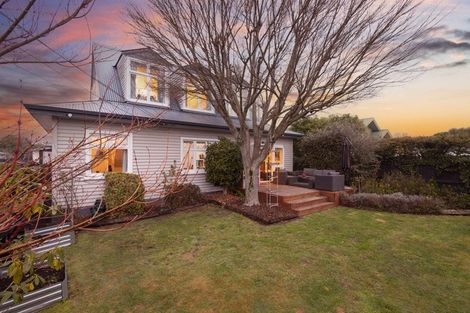 Photo of property in 1/53 Aorangi Road, Bryndwr, Christchurch, 8053