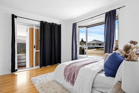 Photo of property in 15 Boston Avenue, Hornby, Christchurch, 8042