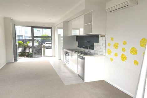 Photo of property in 21 Mollusc Road, Hobsonville, Auckland, 0616
