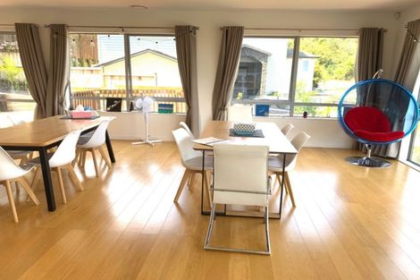 Photo of property in 50 Corricvale Way, Northcross, Auckland, 0630