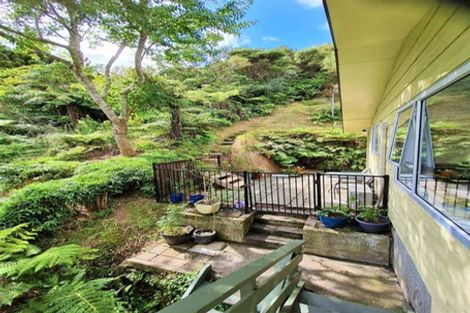 Photo of property in 2/15a Glen Road, Stokes Valley, Lower Hutt, 5019