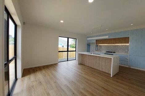 Photo of property in 13 Earlywood Road, Takanini, 2110