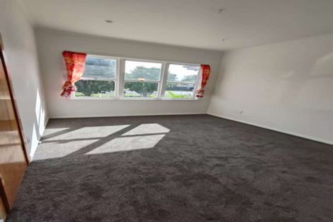 Photo of property in 30 Edmund Hillary Avenue, Papakura, 2110