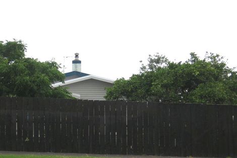 Photo of property in 2/383 Mount Albert Road, Mount Roskill, Auckland, 1041