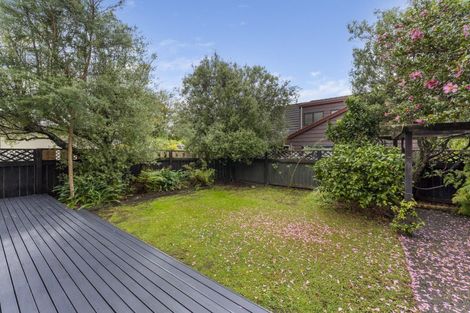 Photo of property in 9 Franklin Avenue, Hokowhitu, Palmerston North, 4410